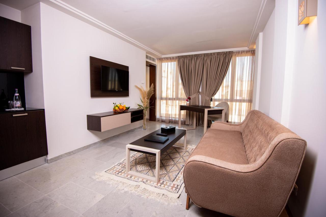 Hotel Lescure Business And Spa Megrine Kültér fotó