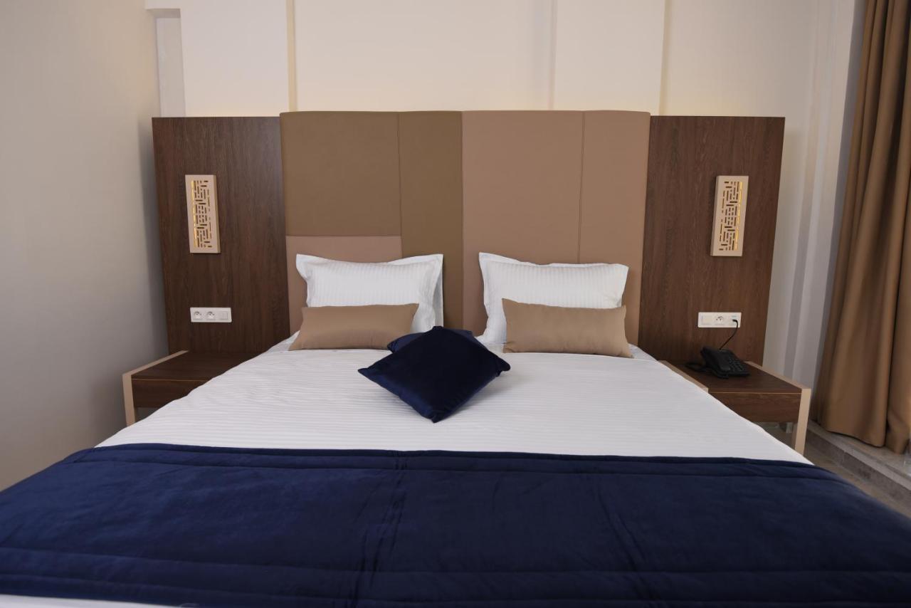 Hotel Lescure Business And Spa Megrine Kültér fotó